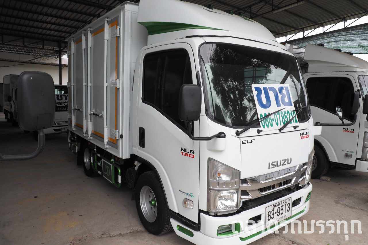 ISUZU - NLR85E 
