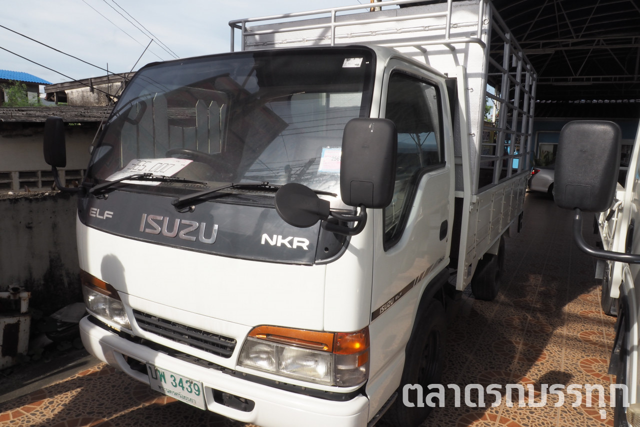 ISUZU - NHR69E 
