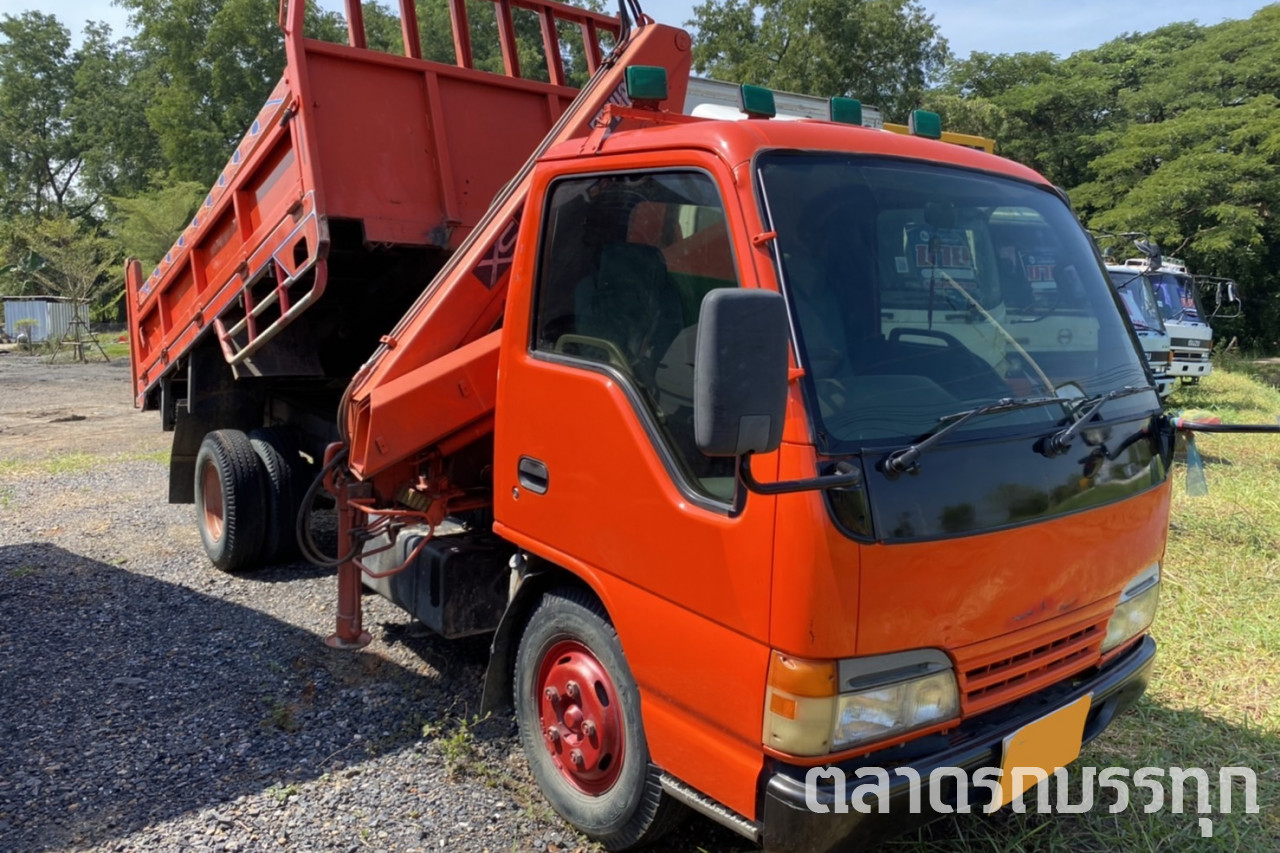 ISUZU - NKR 