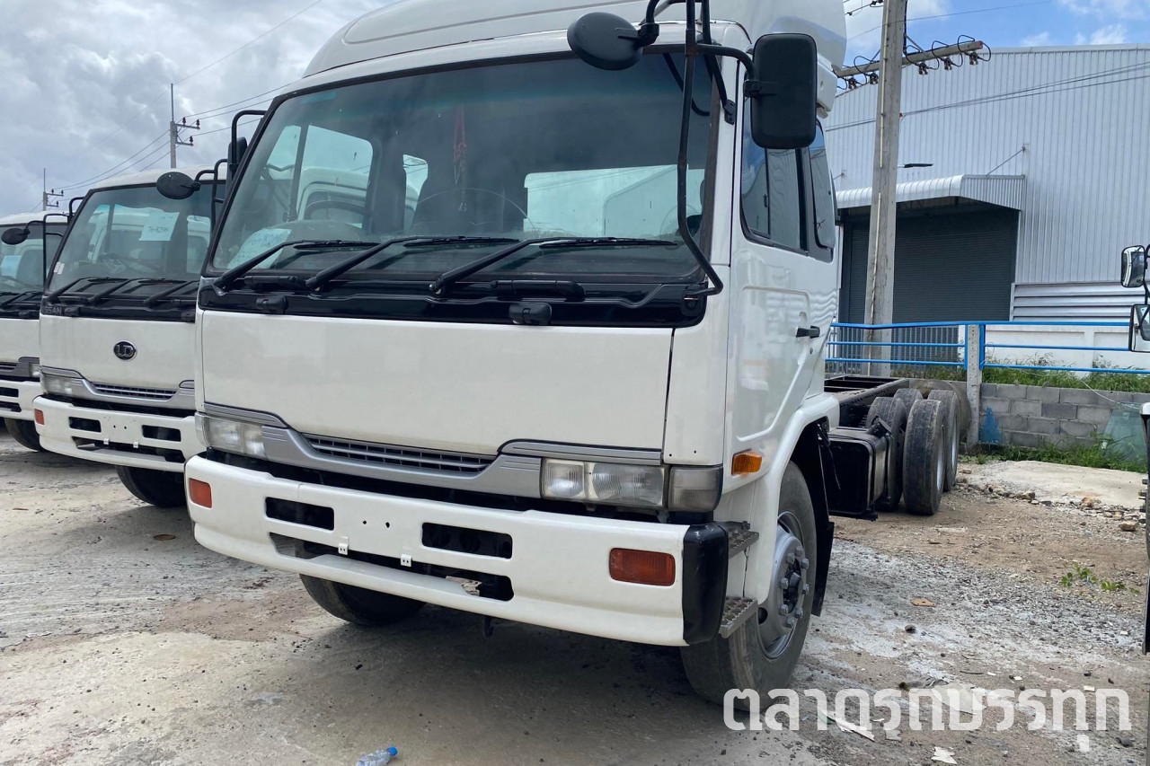 UD TRUCK-NISSAN -  