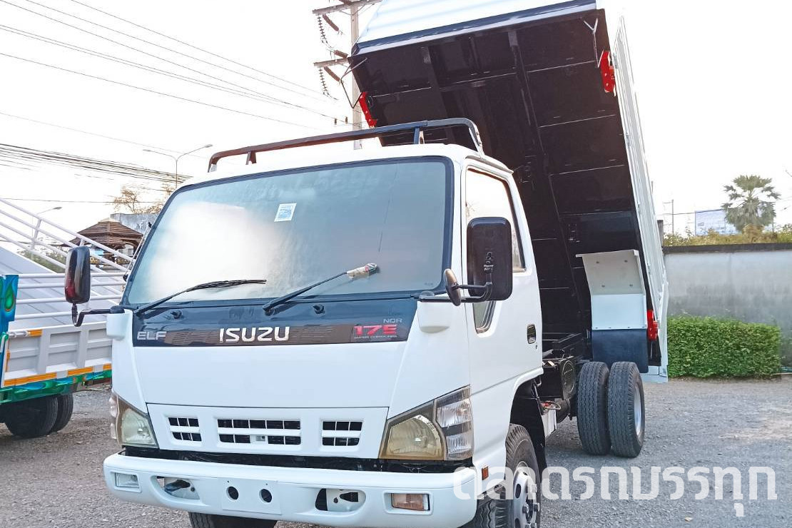 ISUZU - NQR75LY52F57100934 