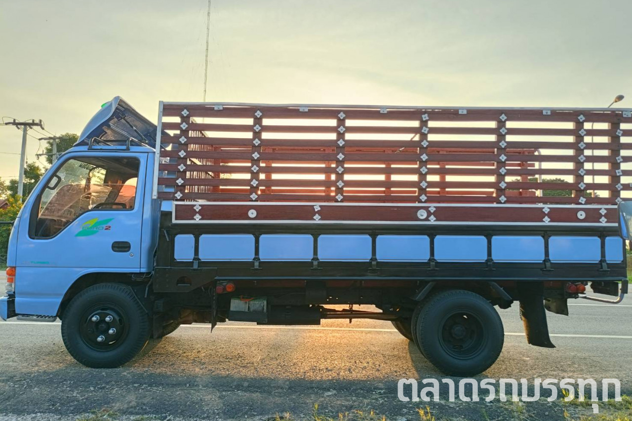 ISUZU - Nkr 